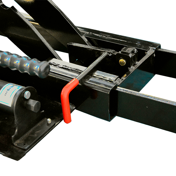 AMGO J5H Hand Pump Rolling Jack | 5,000 lb Capacity
