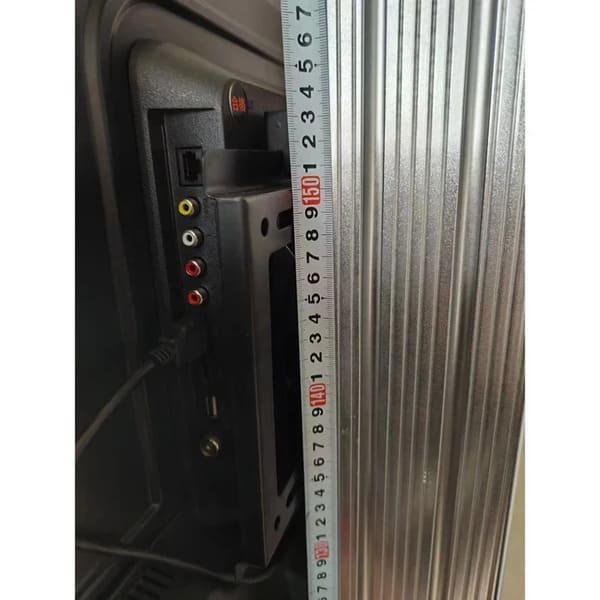 Measurement range display for the Katool KT-AV9 Wheel Alignment Machine – shows supported tire diameters, wheelbase, and track width specifications.

