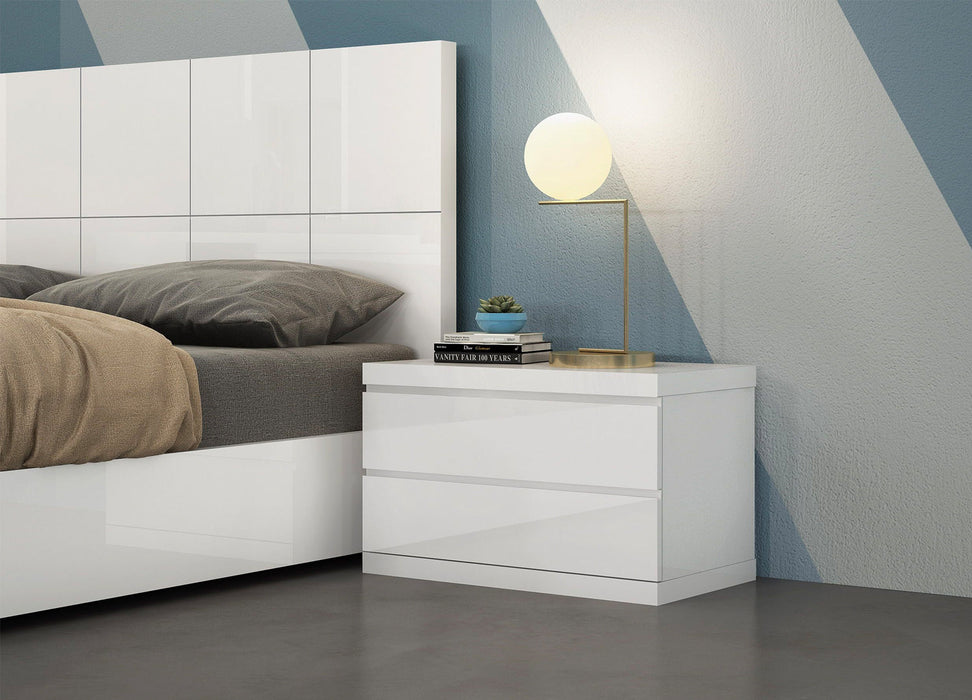 Whiteline Modern Living Anna Large Nightstand - NS1207L