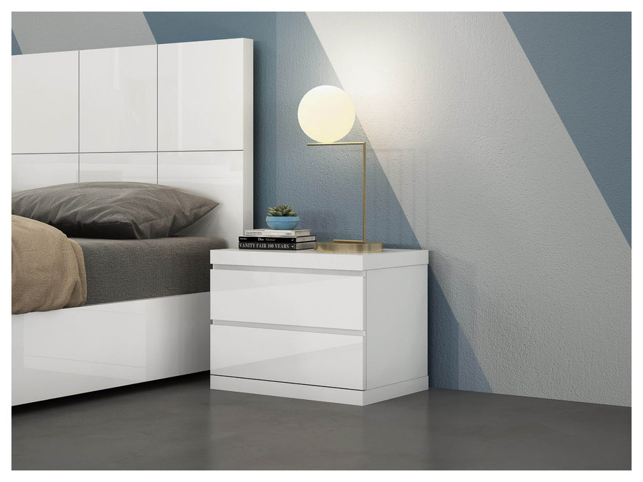 Whiteline Modern Living Anna Small Nightstand - NS1207S