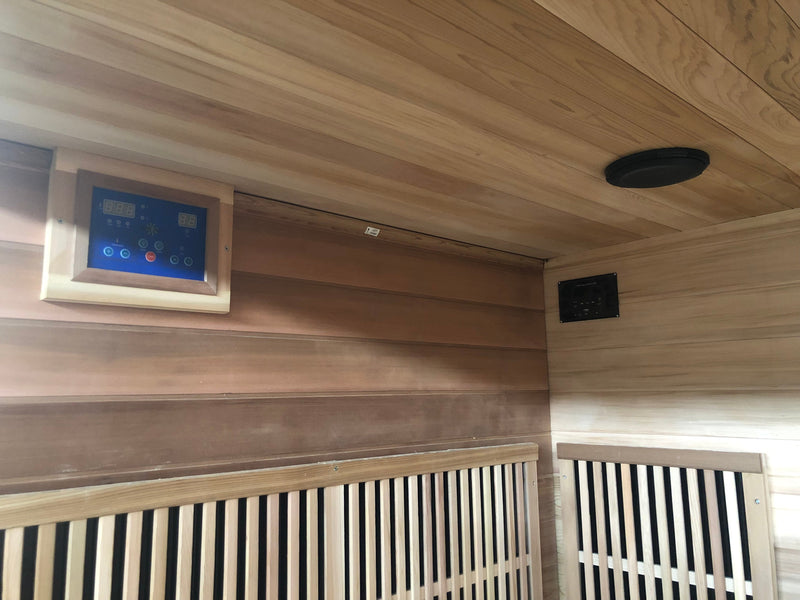 SunRay 4 Person Cedar Sauna w/Carbon Heaters/Side Bench Seating  HL400KS Roslyn