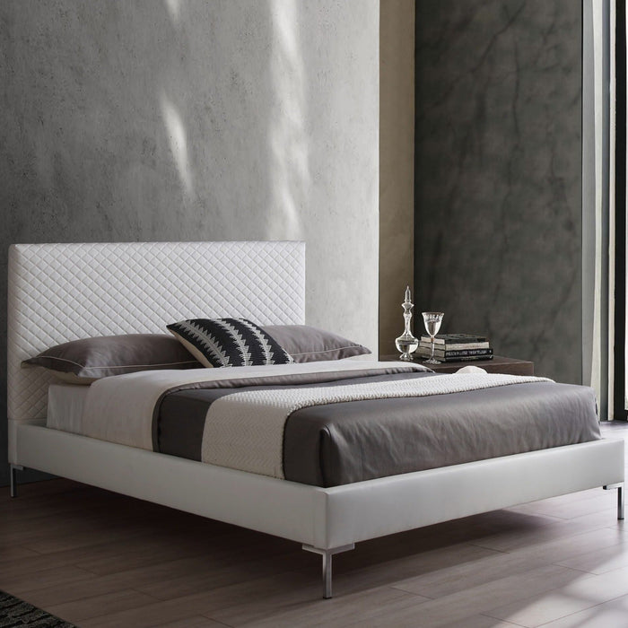 Whiteline Mods -  Liz Queen Bed BQ1689P - PrimeFair